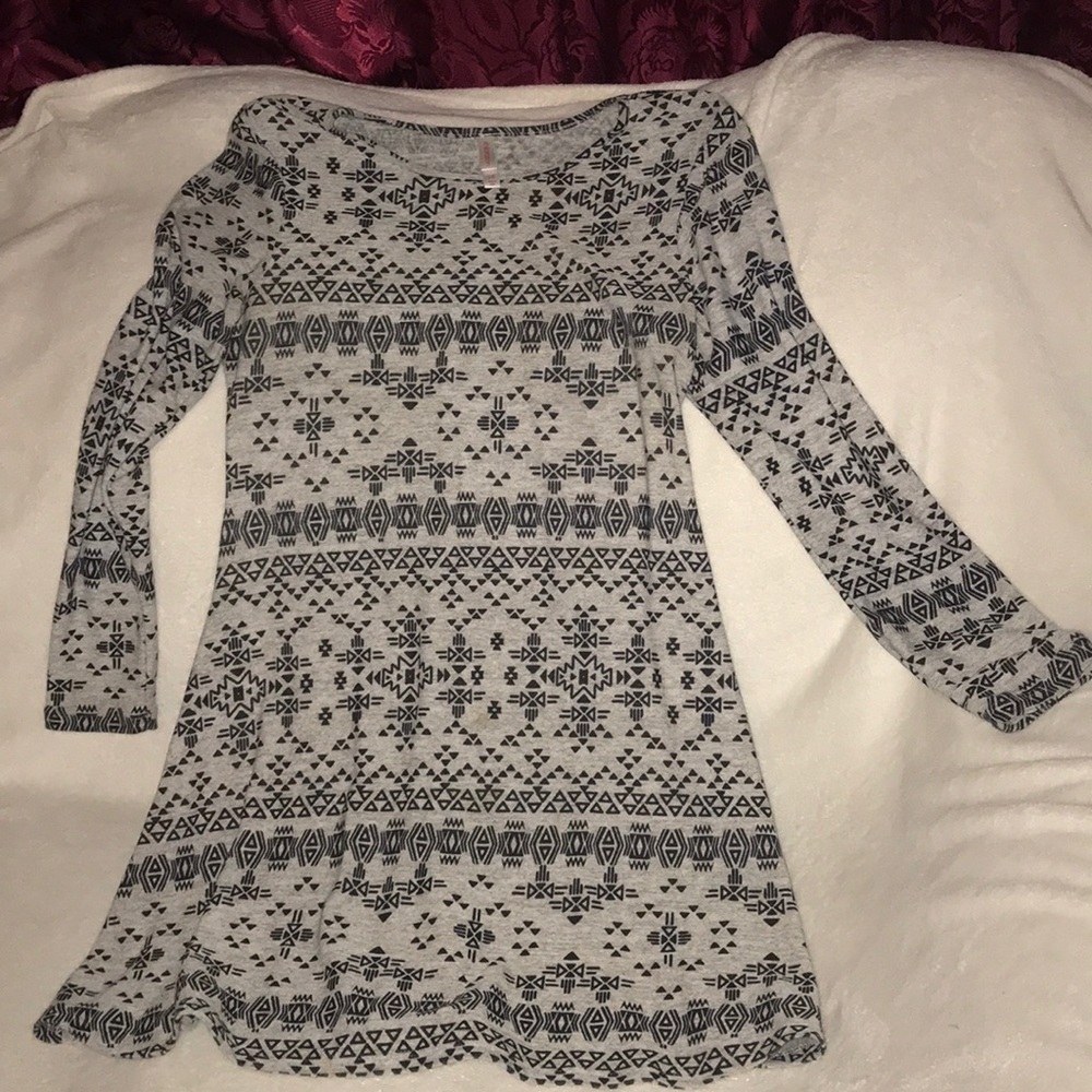 Printed long sleeve dress